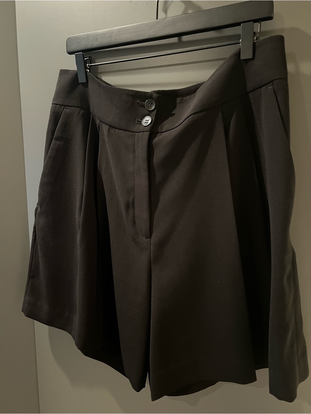 H&M High-Waist Black Women's Bermuda Shorts Size 14